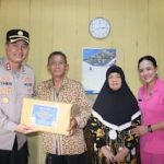 Polres Kotawaringin Barat Gelar Anjangsana ke Warakauri Sambut Hari Bhayangkara ke-80