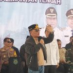 Gubernur Kalteng Agustiar Sabran Salurkan Bantuan untuk Warga Terdampak Karhutla di Kapuas